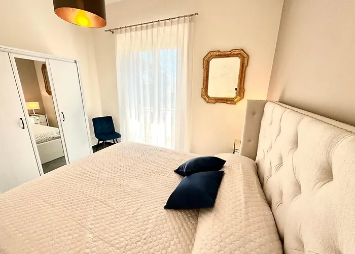 Matteotti Garden Lux 200mt By The Sea Вілла Форте-дей-Мармі