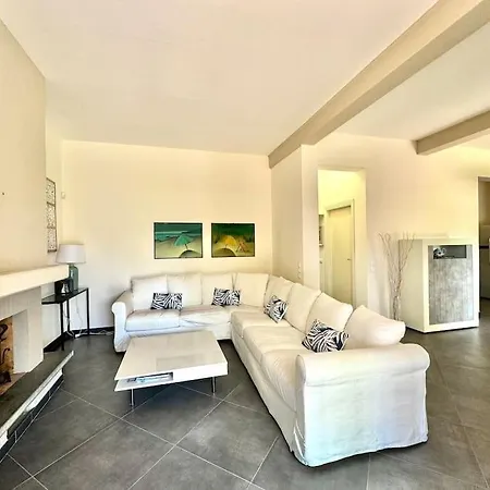 Willa Matteotti Garden Lux 200mt By The Sea Forte dei Marmi