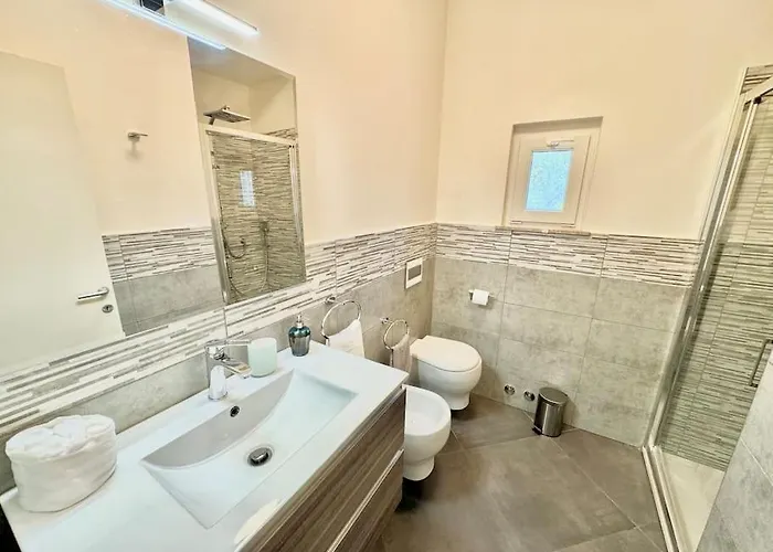 Villa Matteotti Garden Lux 200mt By The Sea